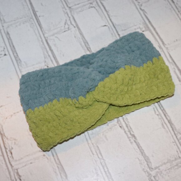 💚💙 Chunky Crochet Headband – Green & Blue · Handmade · One Size - Picture 2 of 4